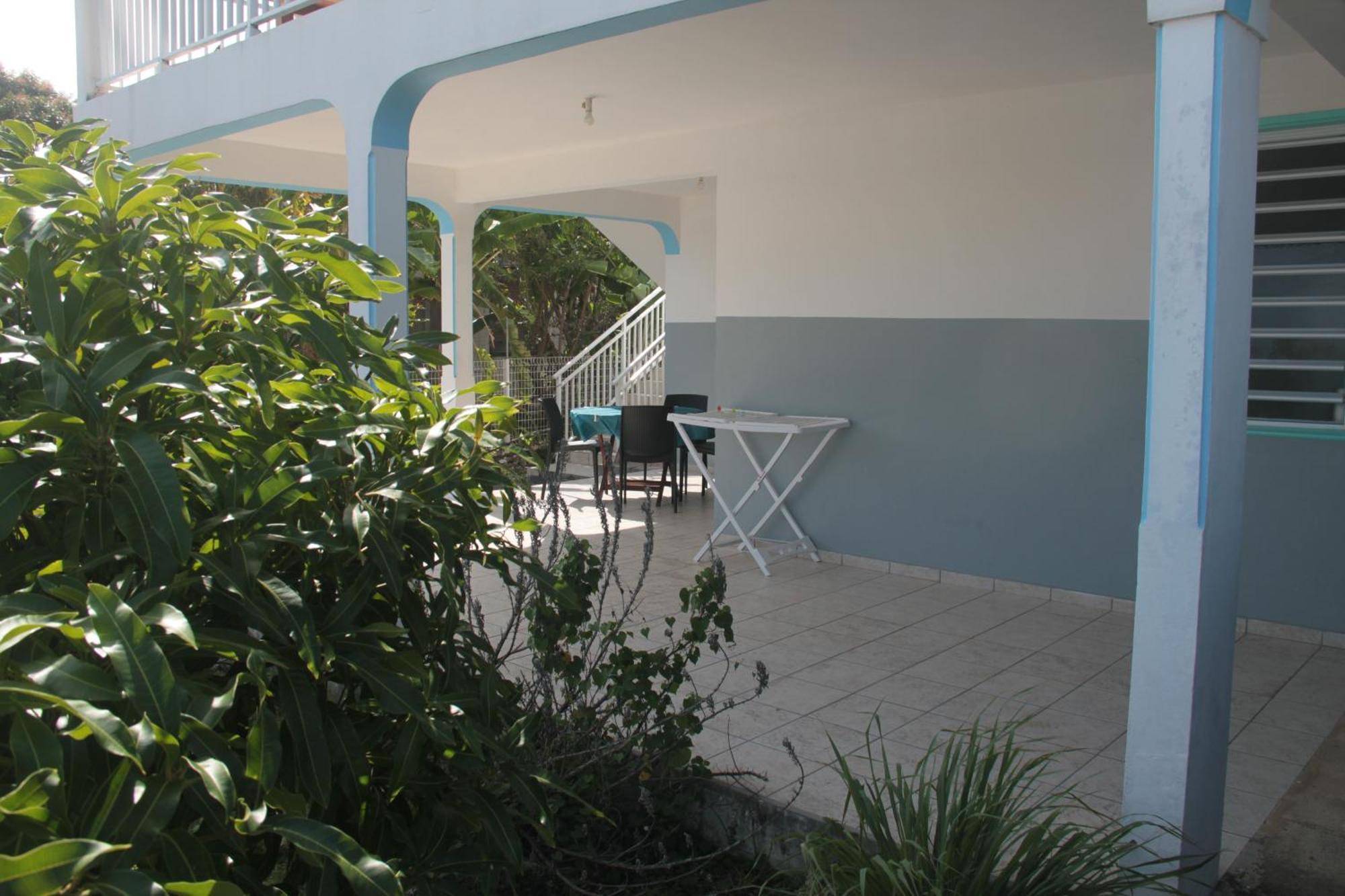 Grand-Bourg  Lambano Studio מראה חיצוני תמונה